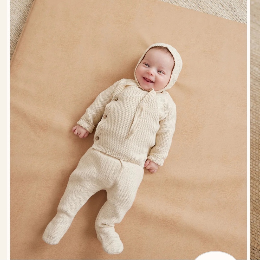 quincy mae cream 100% Cotton knit wrap top size 6-12 months